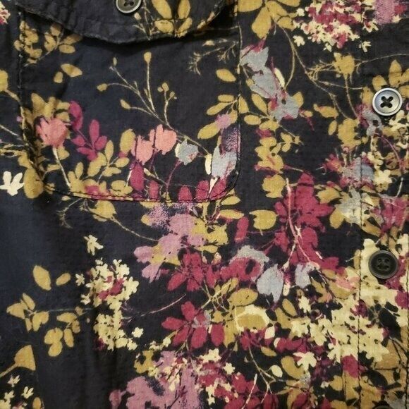 Croft & Barrow Womens Sz SP Multicolor  Floral Long Sleeve ButtonDown Blouse - Picture 4 of 9